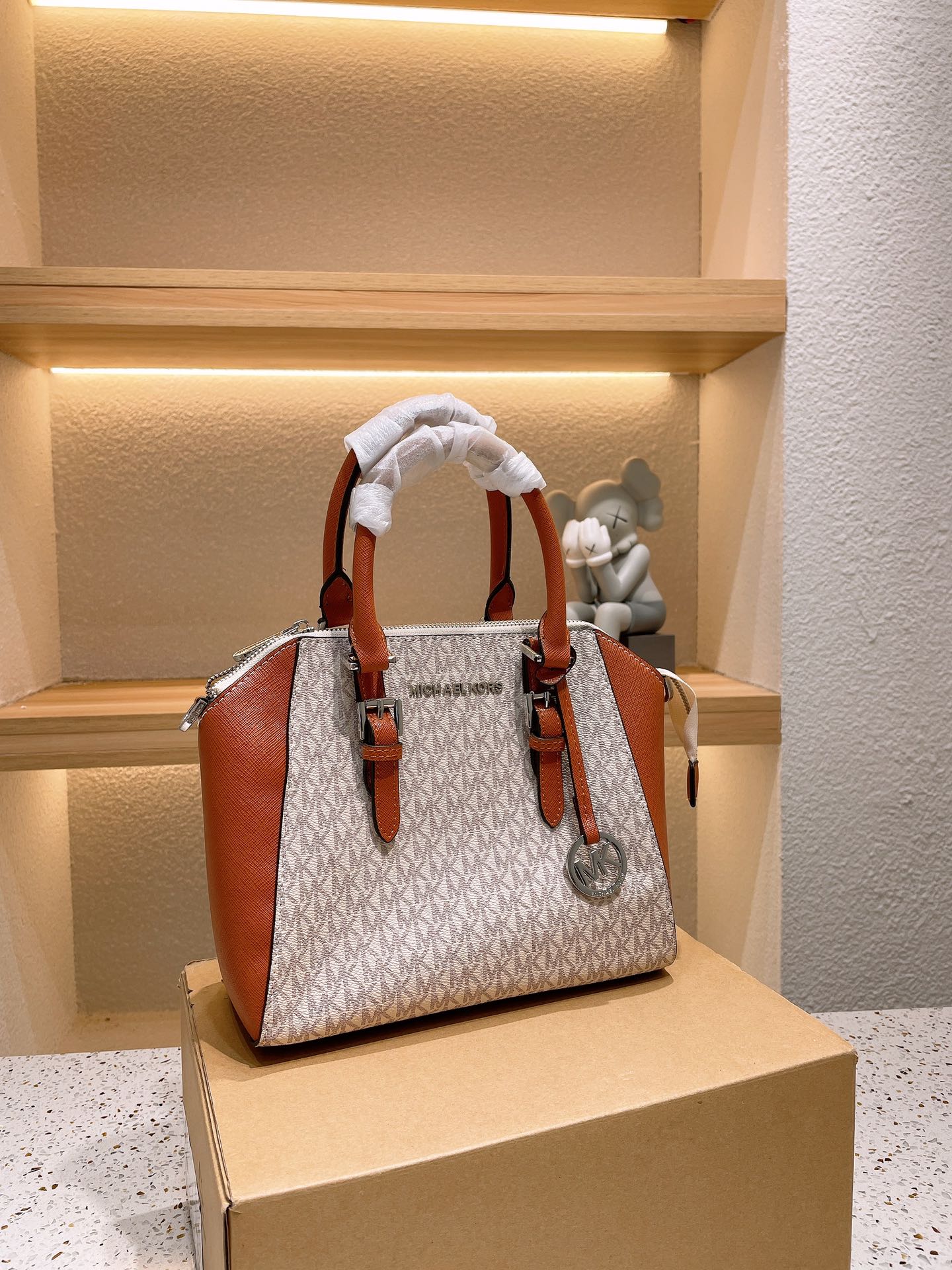 MK-BAG599