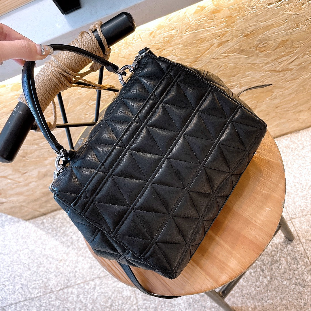 MK-BAG601