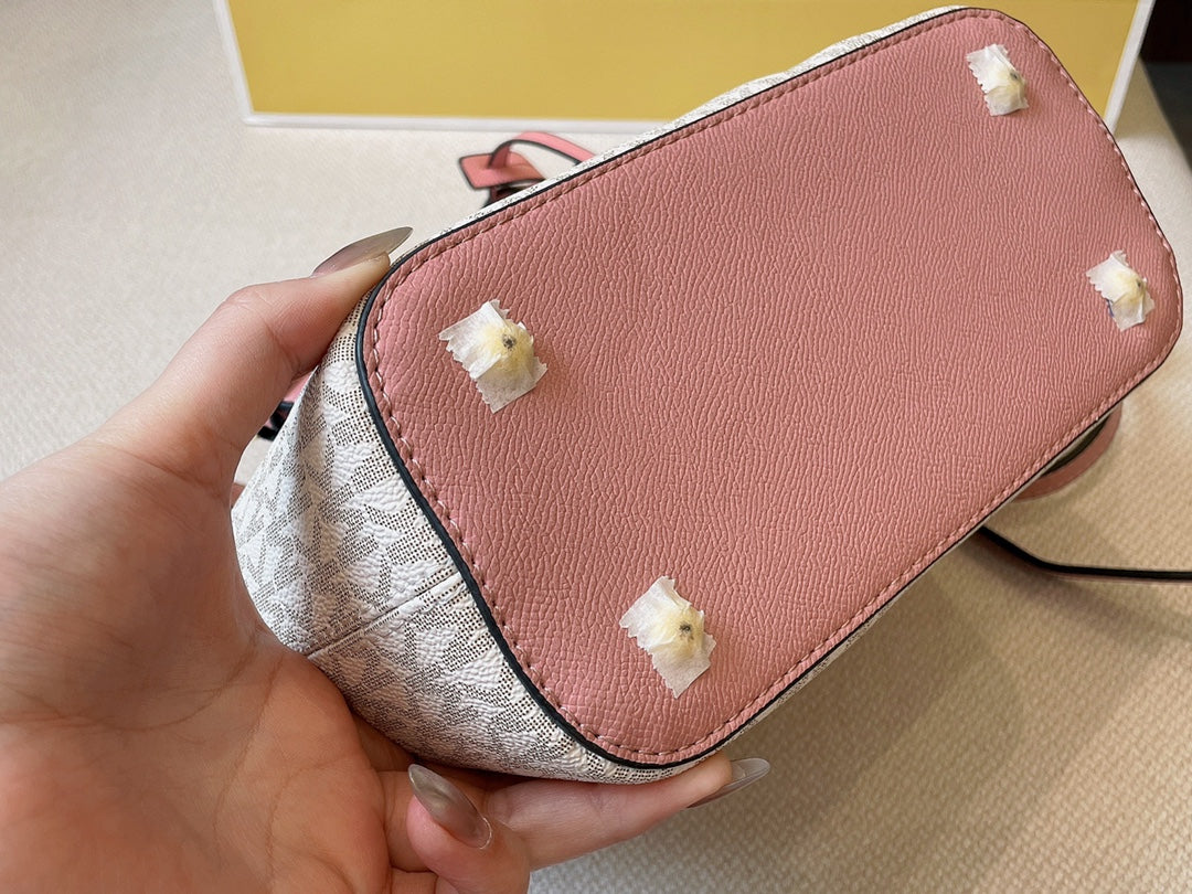 MK-BAG588