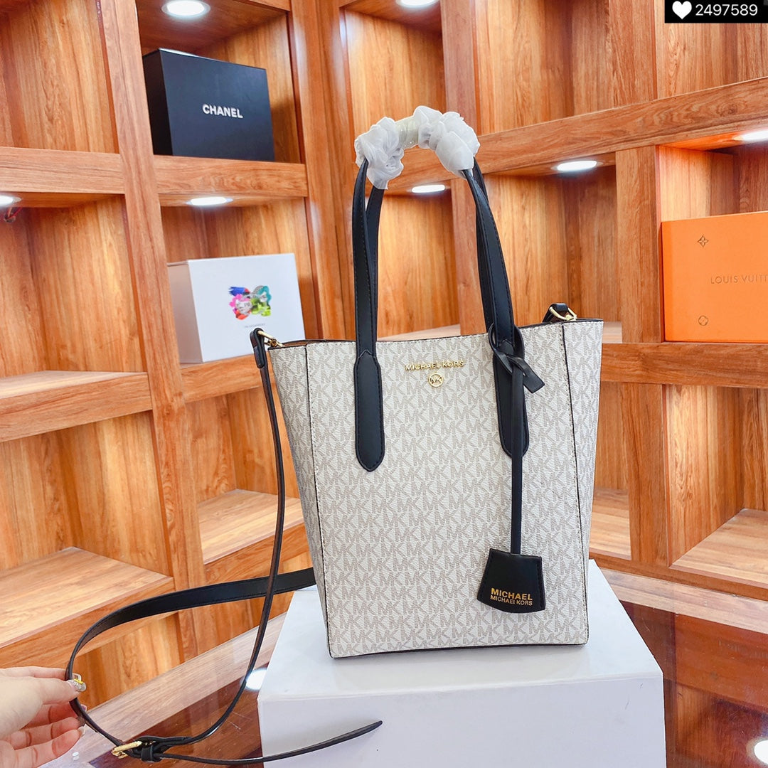 MK-BAG587