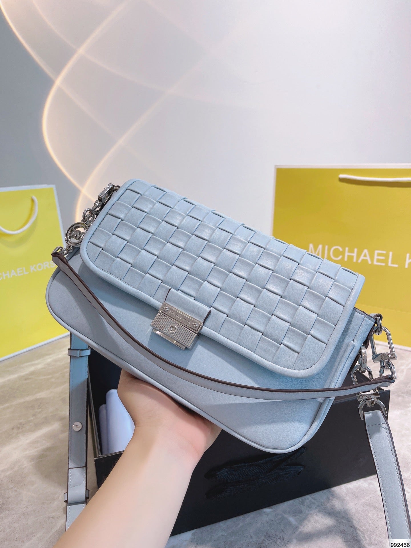 MK-BAG580