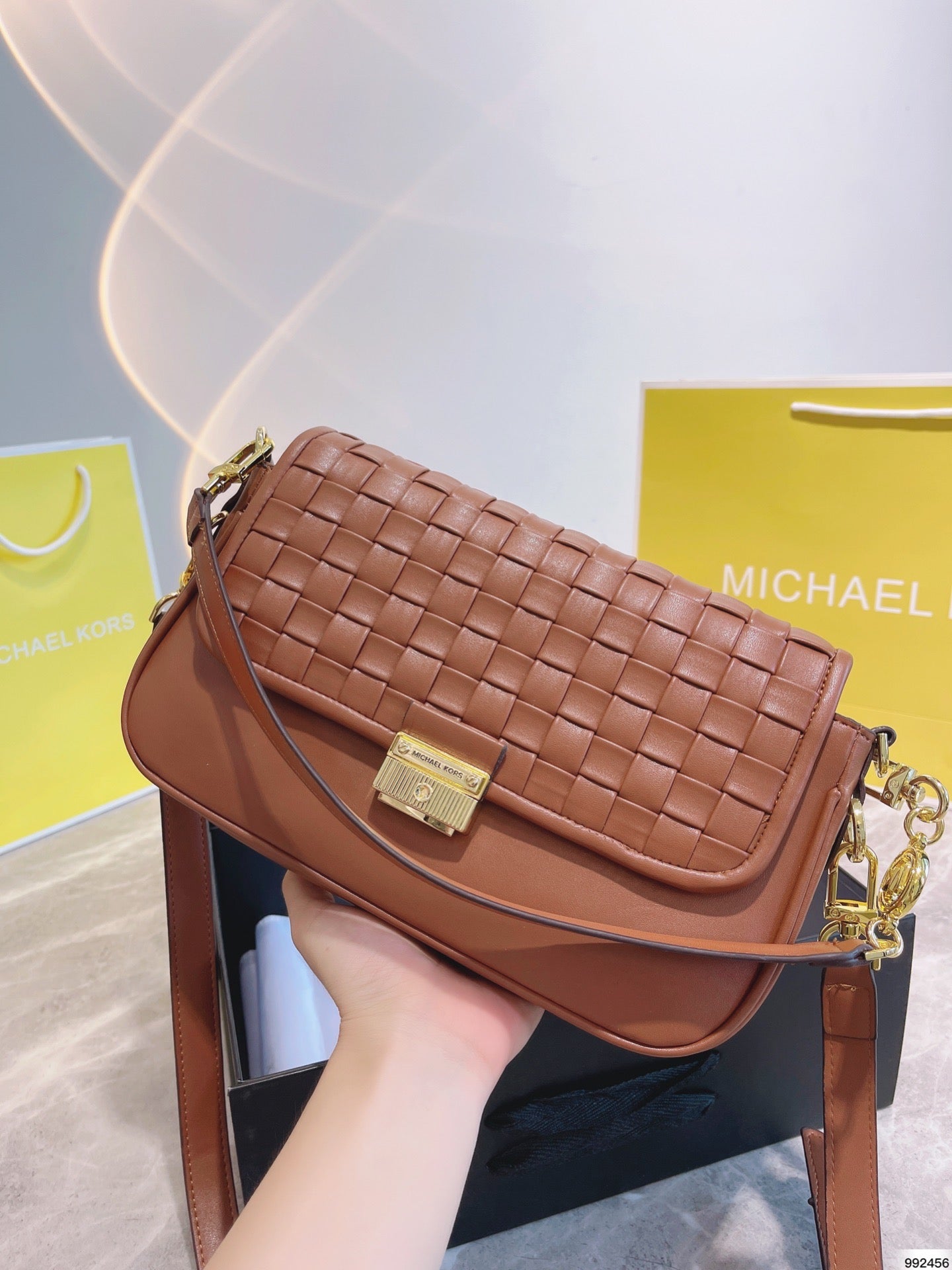 MK-BAG580