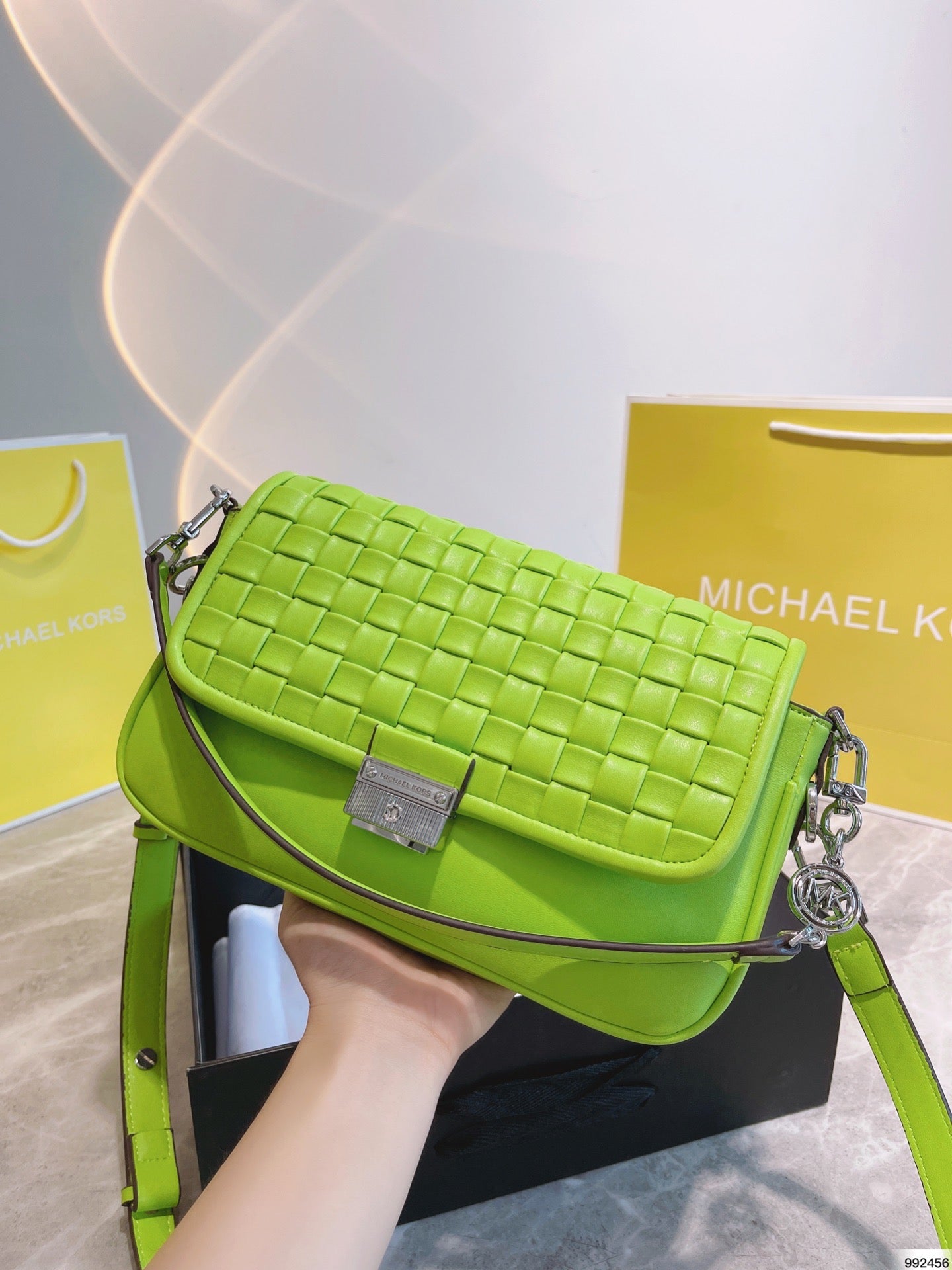 MK-BAG580