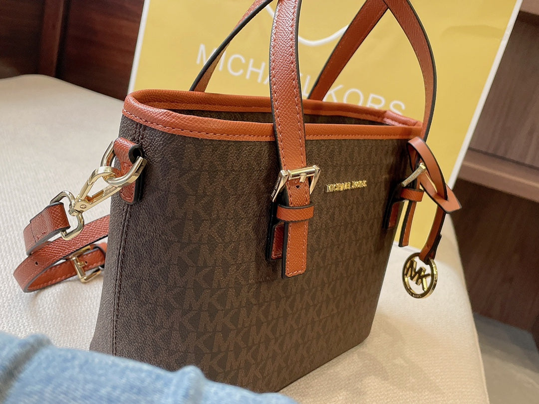 MK-BAG581