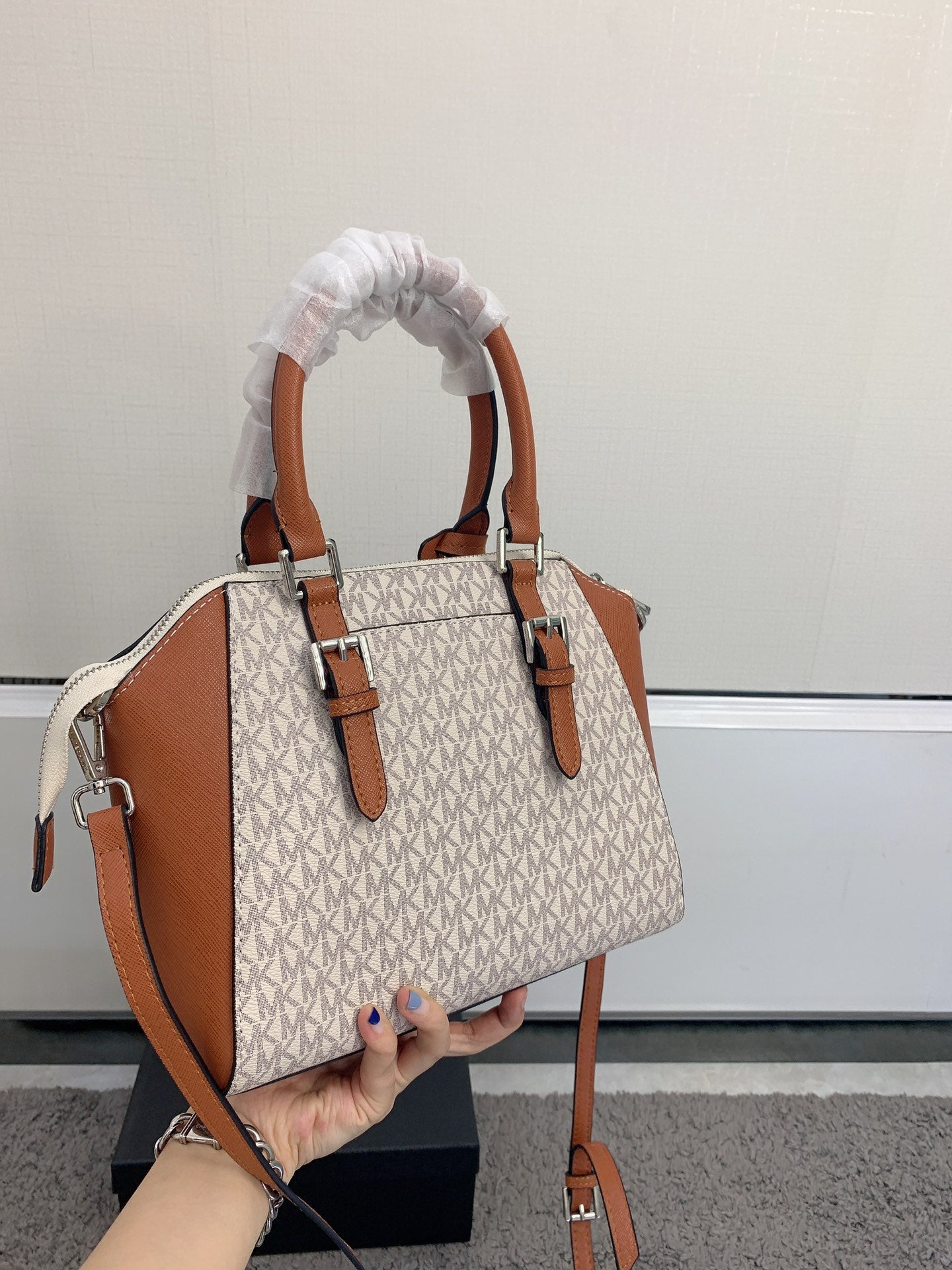 MK-BAG574