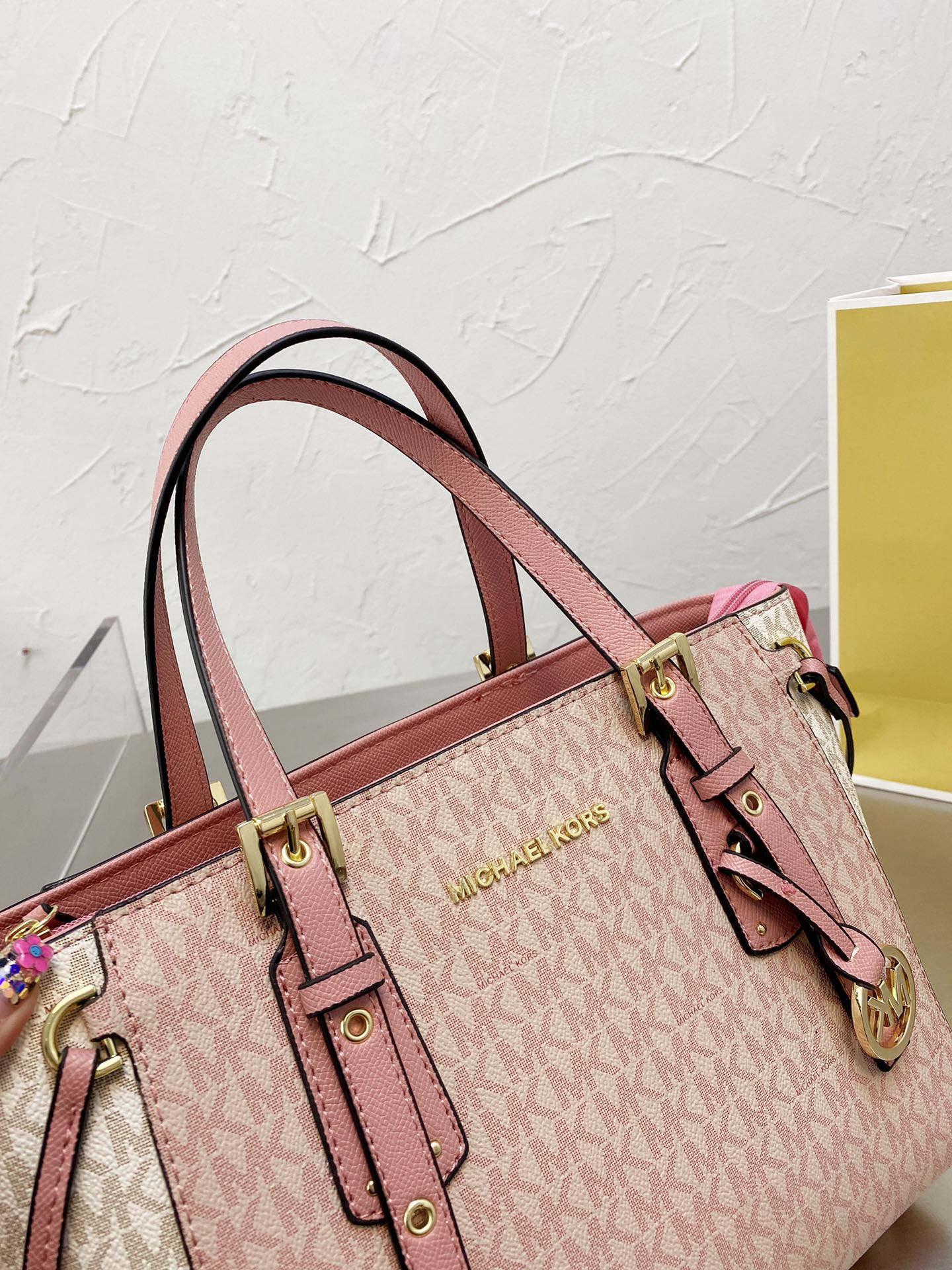 MK-BAG575