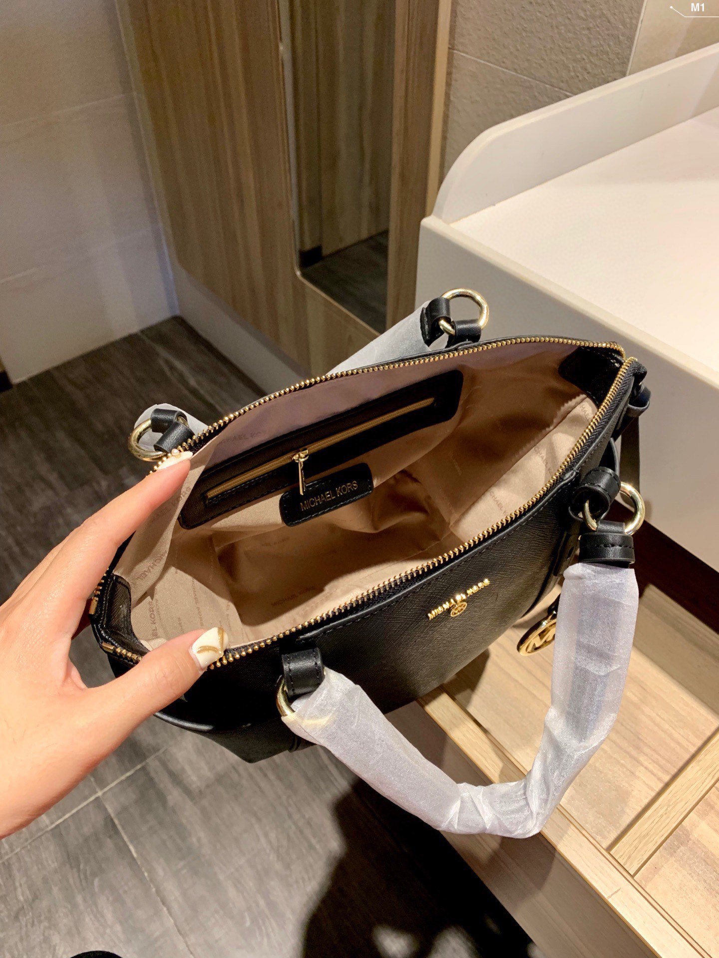 MK-BAG570