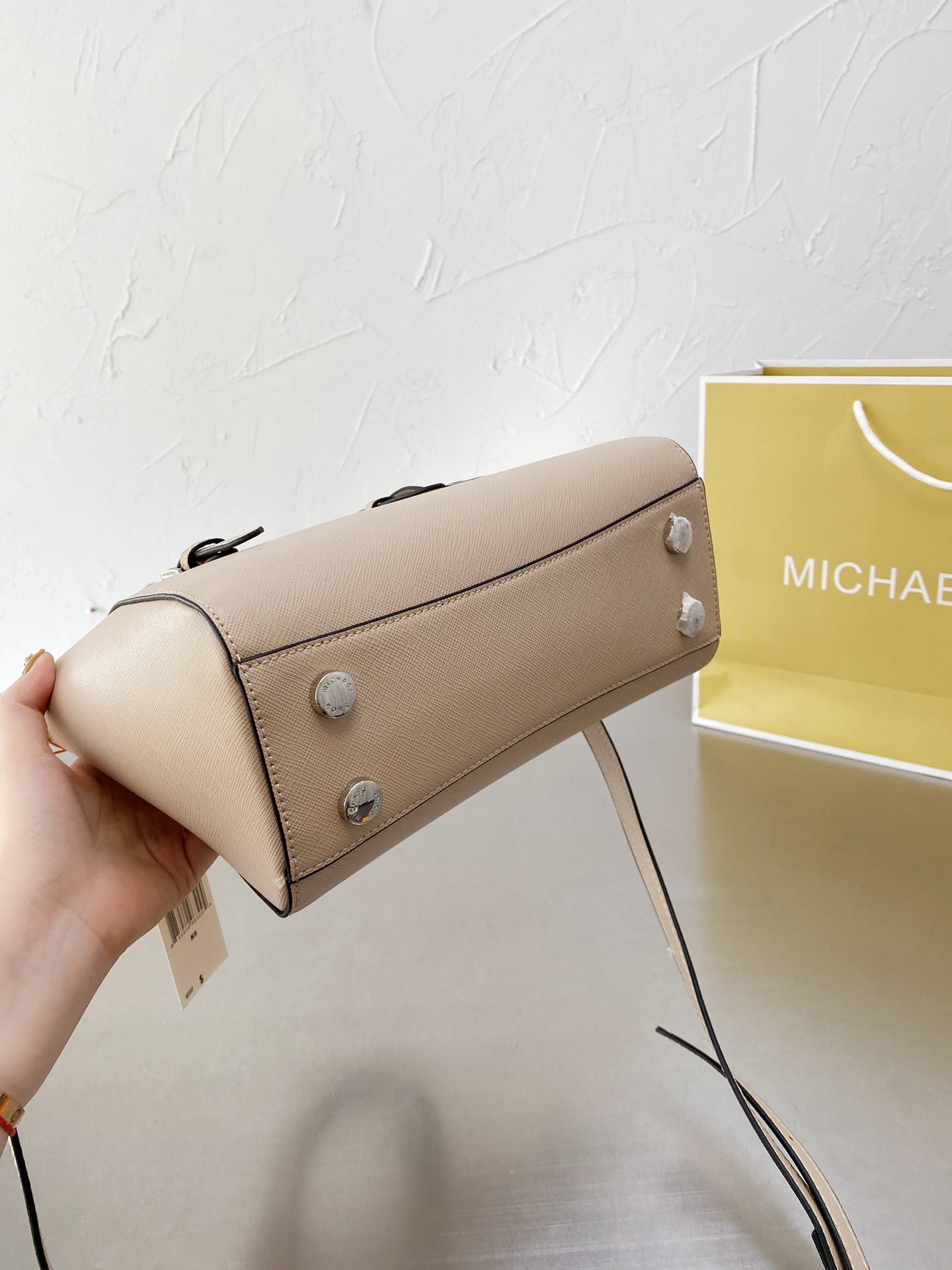 MK-BAG563