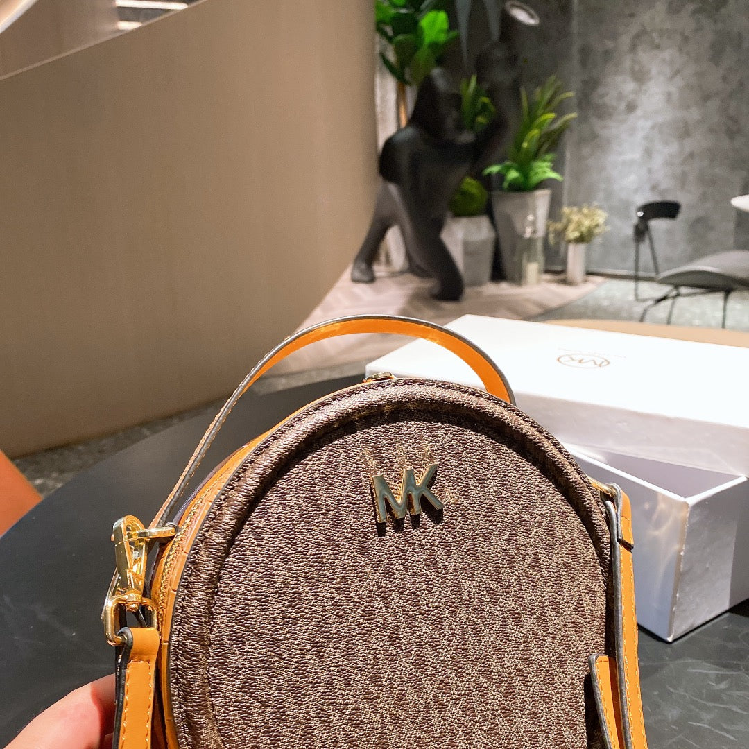 MK-BAG559