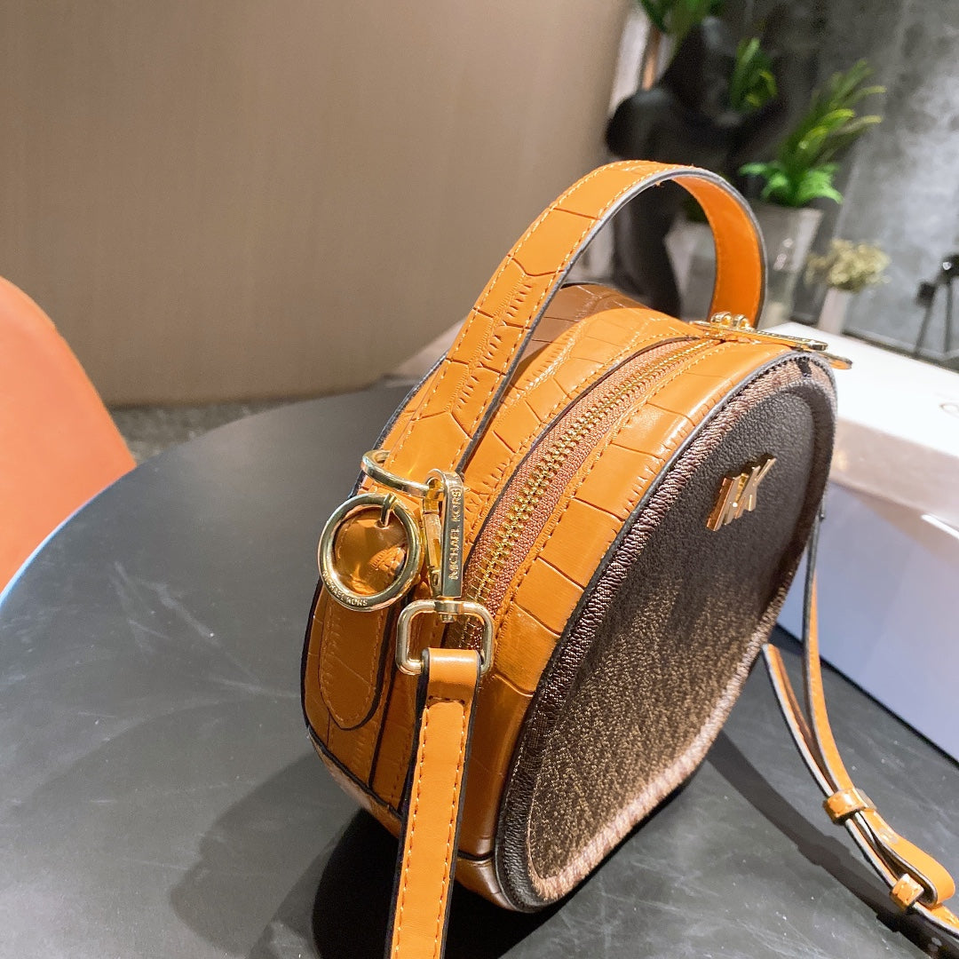 MK-BAG559