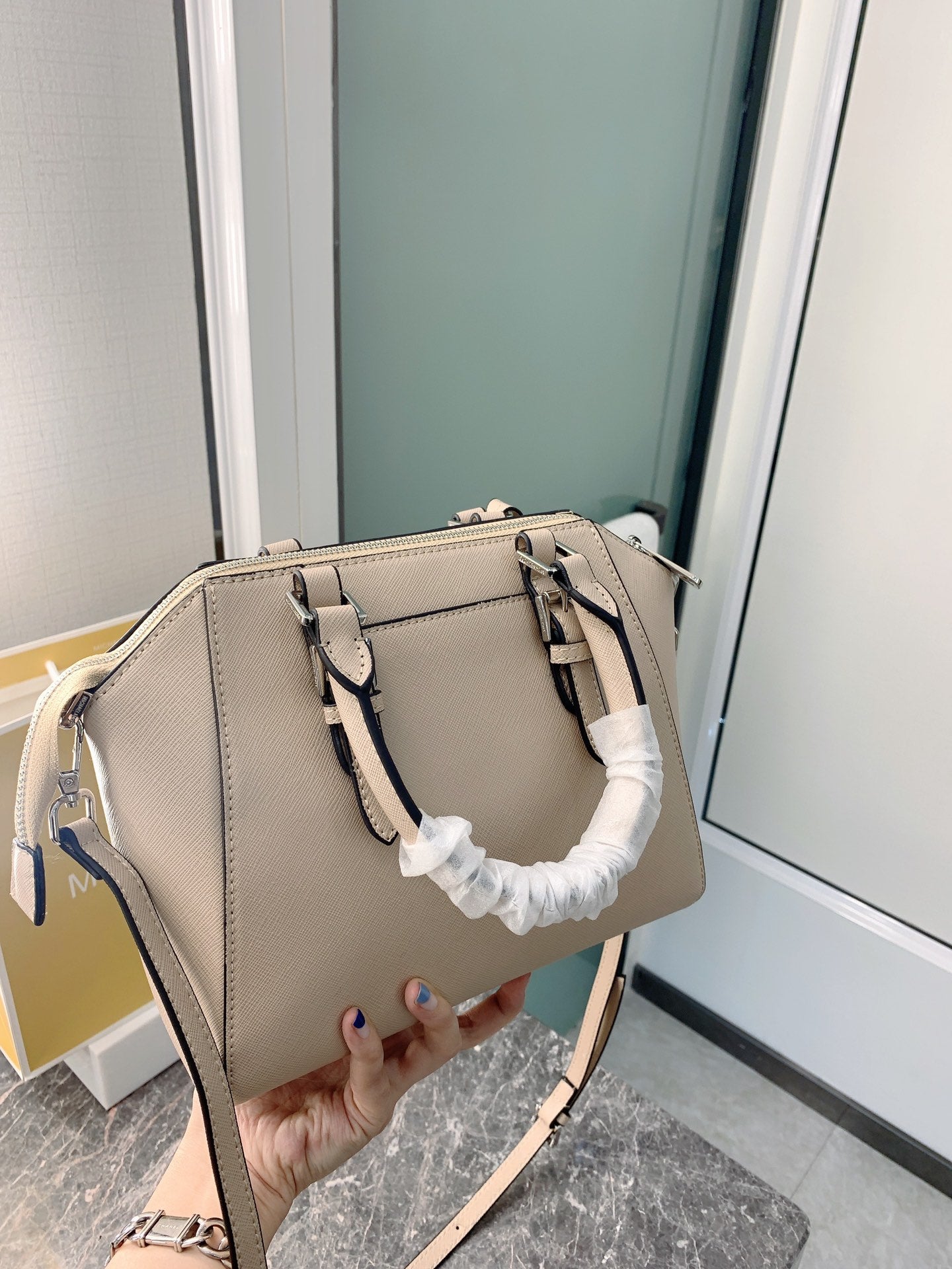 MK-BAG560