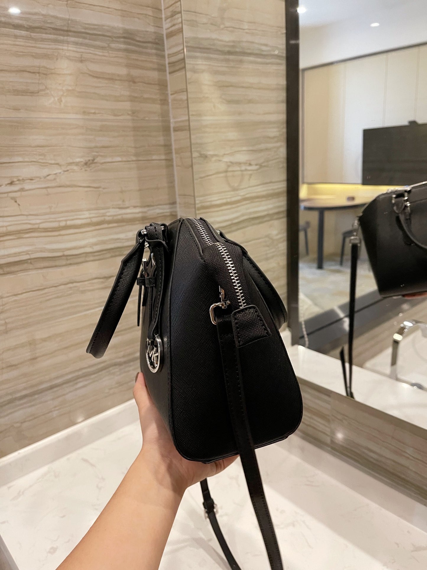 MK-BAG562