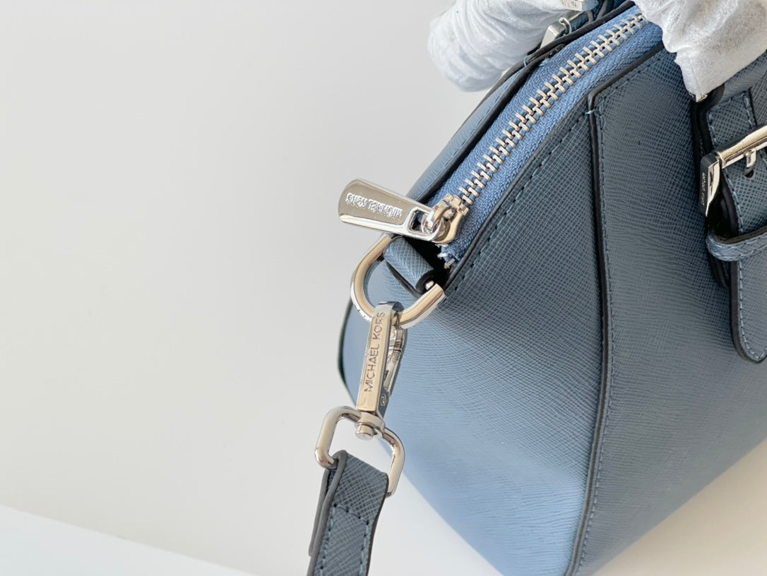 MK-BAG557