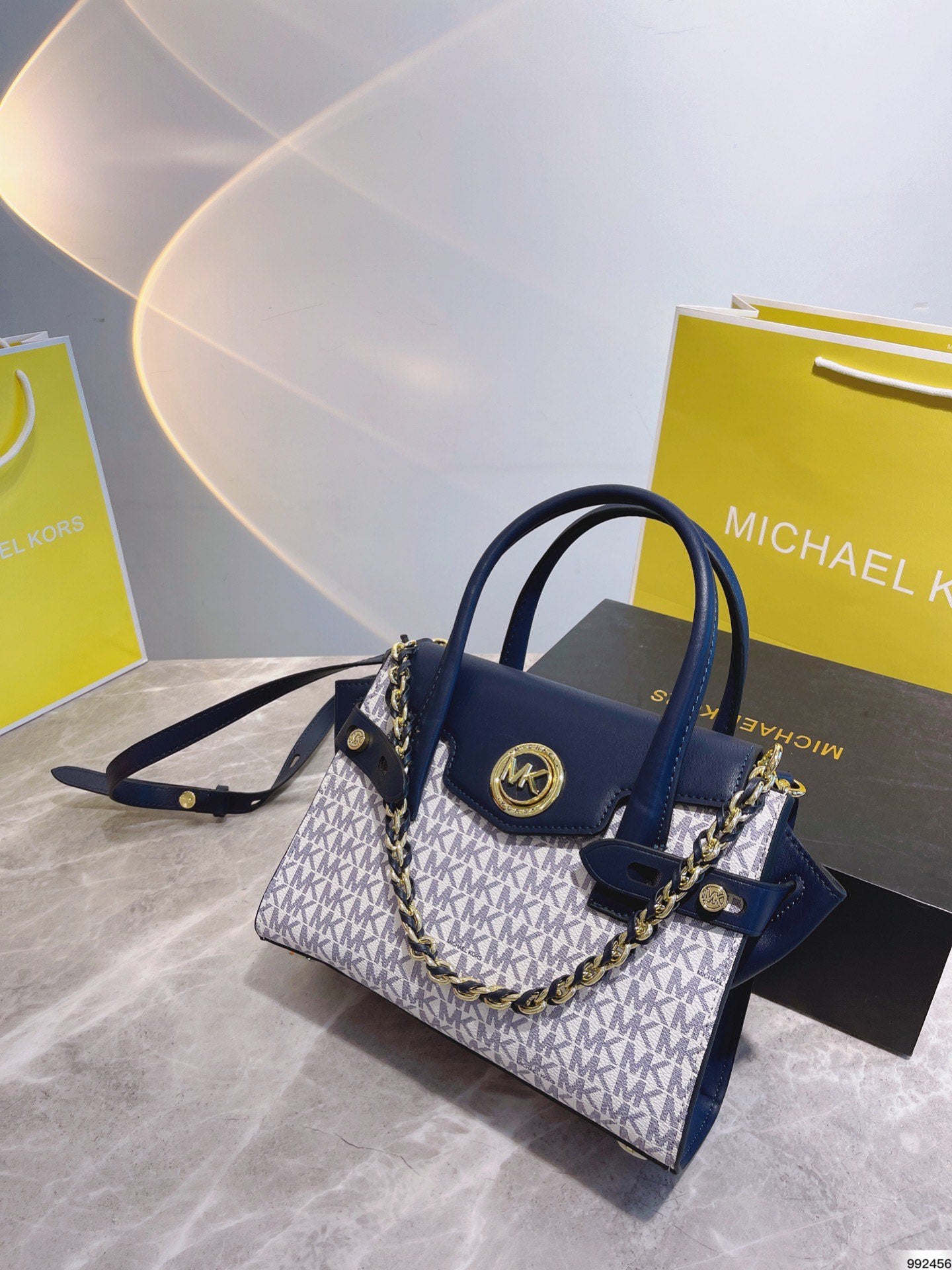 MK-BAG547