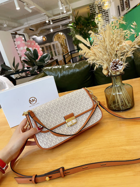 MK-BAG554
