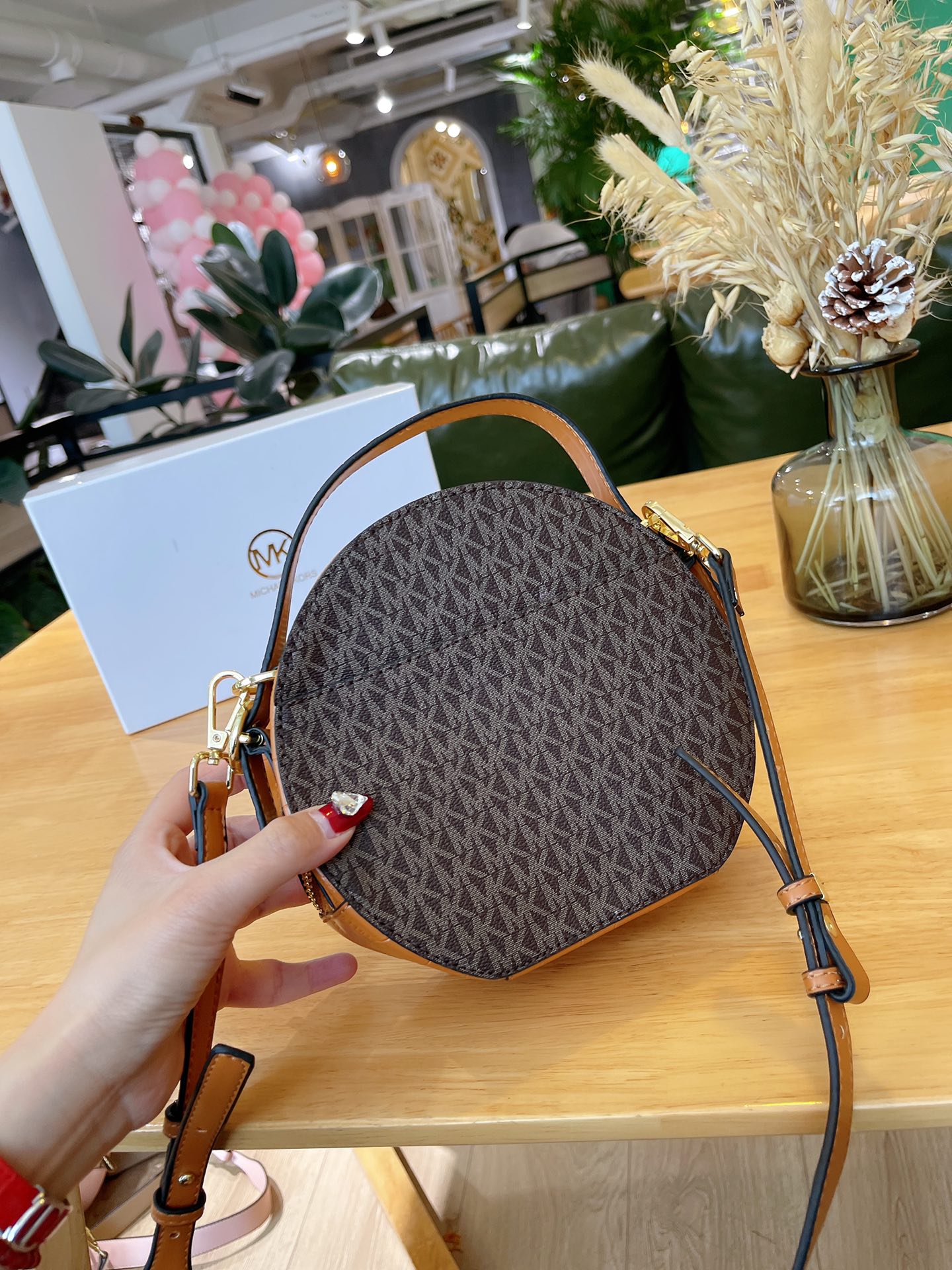 MK-BAG550