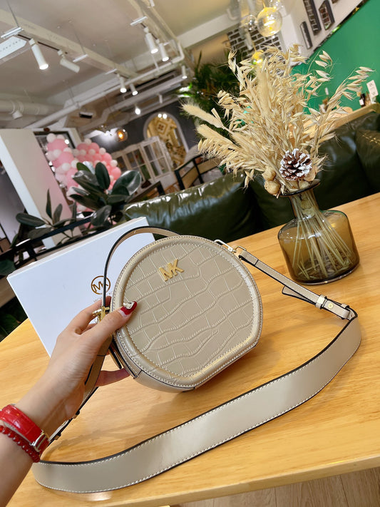MK-BAG549