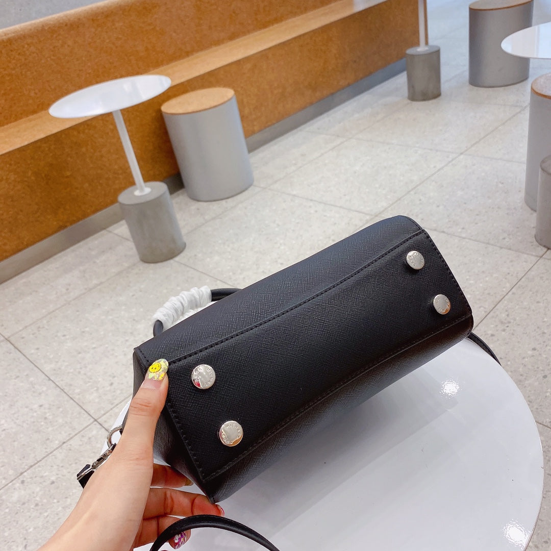 MK-BAG546