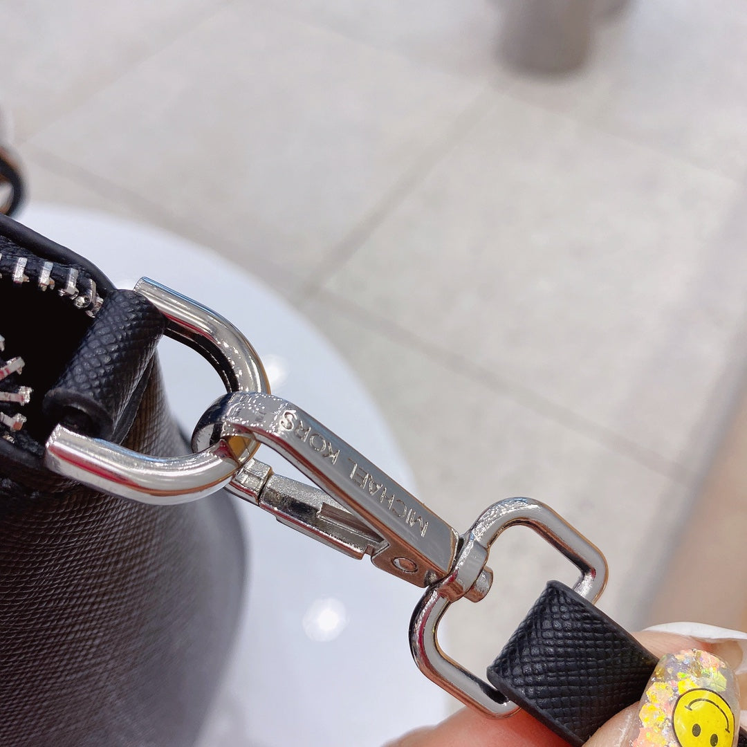 MK-BAG546