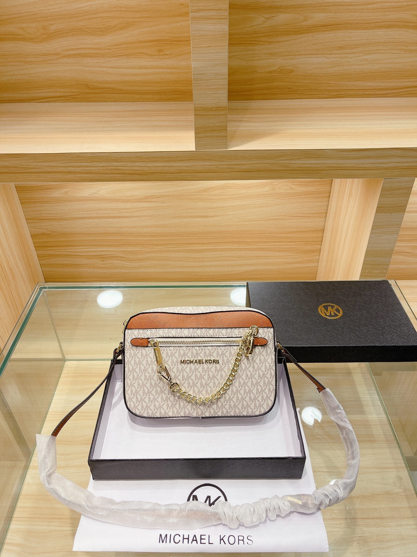 MK-BAG539