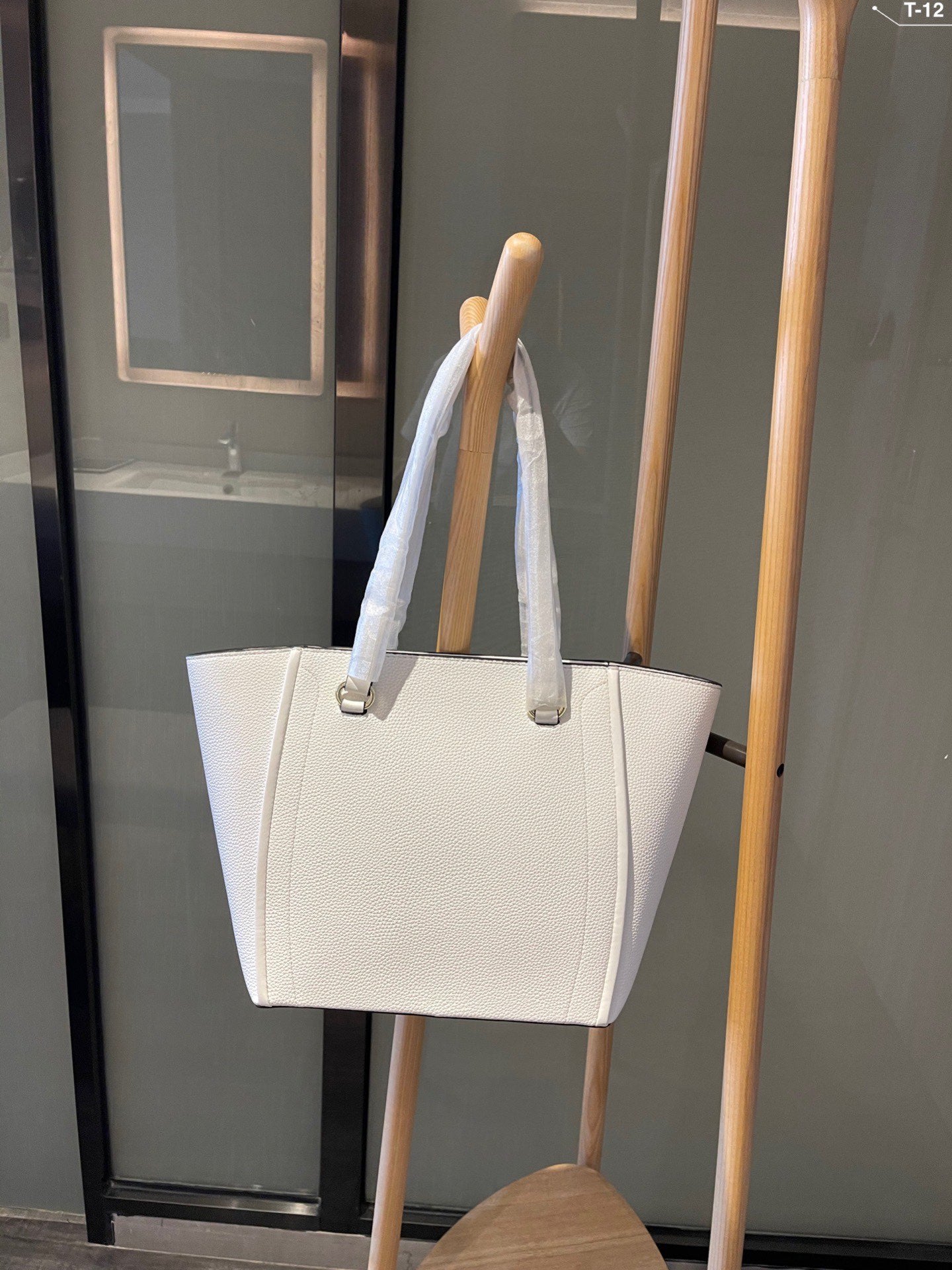 MK-BAG512