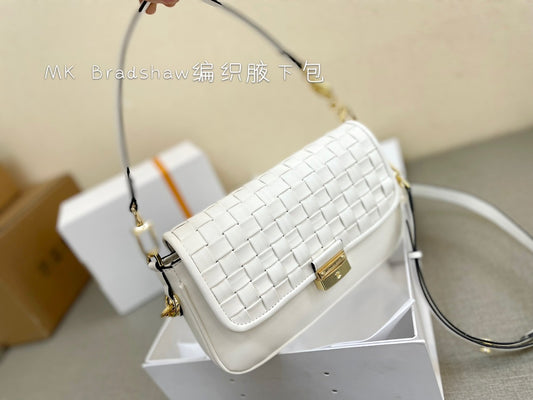 MK-BAG502