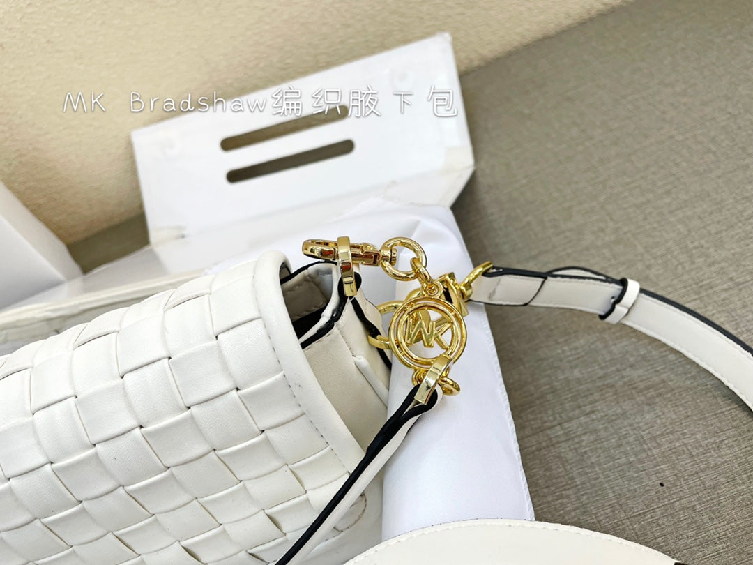MK-BAG502