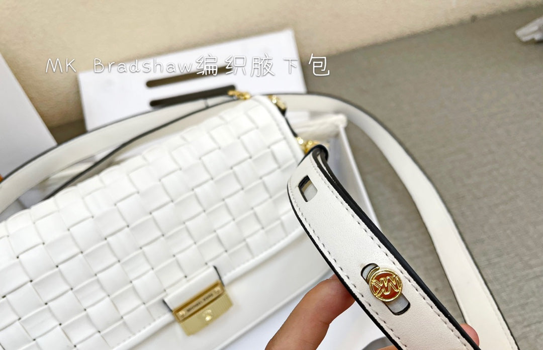 MK-BAG502
