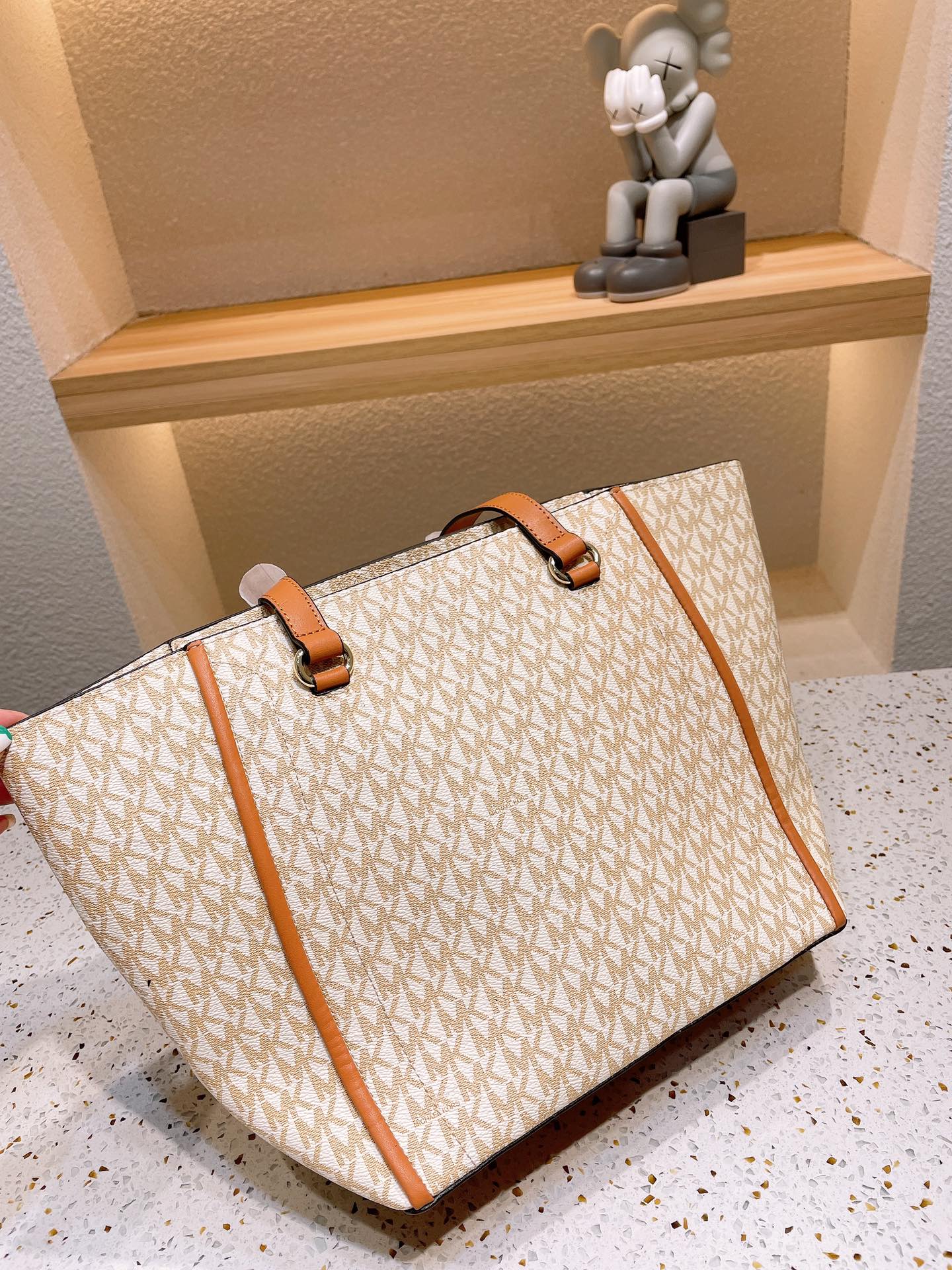 MK-BAG498