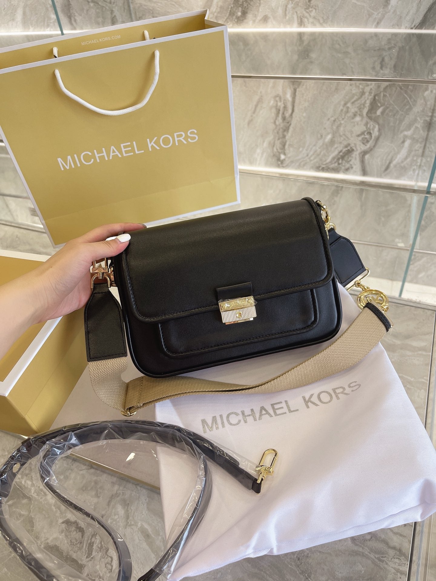 MK-BAG452