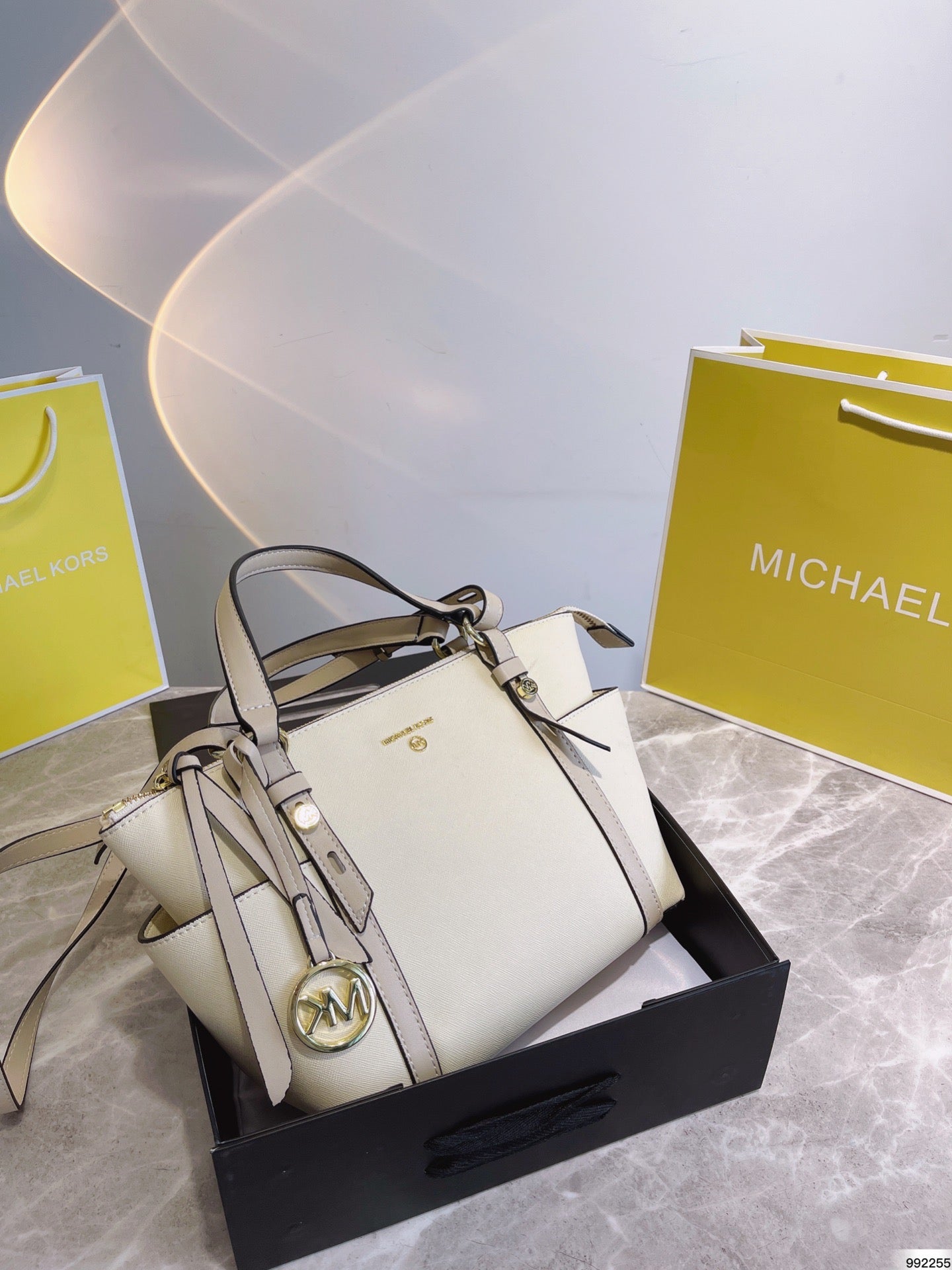 MK-BAG445