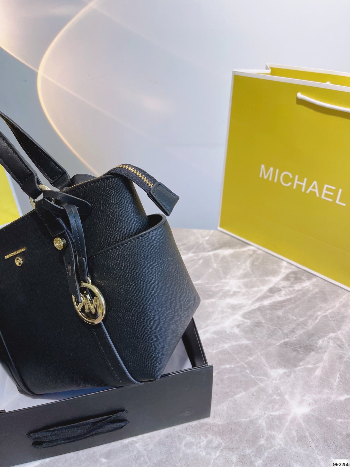 MK-BAG444