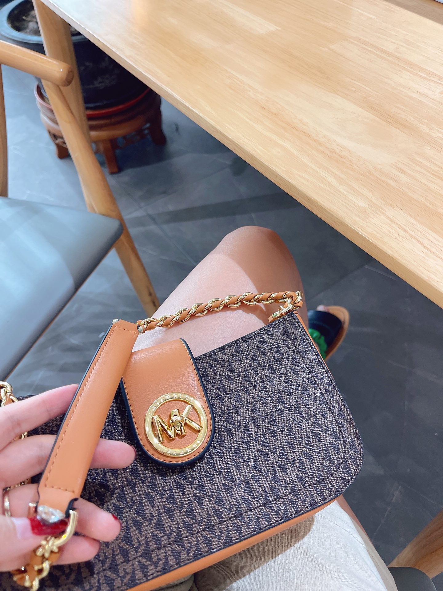 MK-BAG449