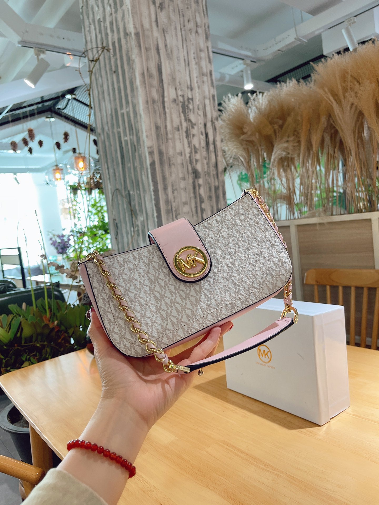 MK-BAG457