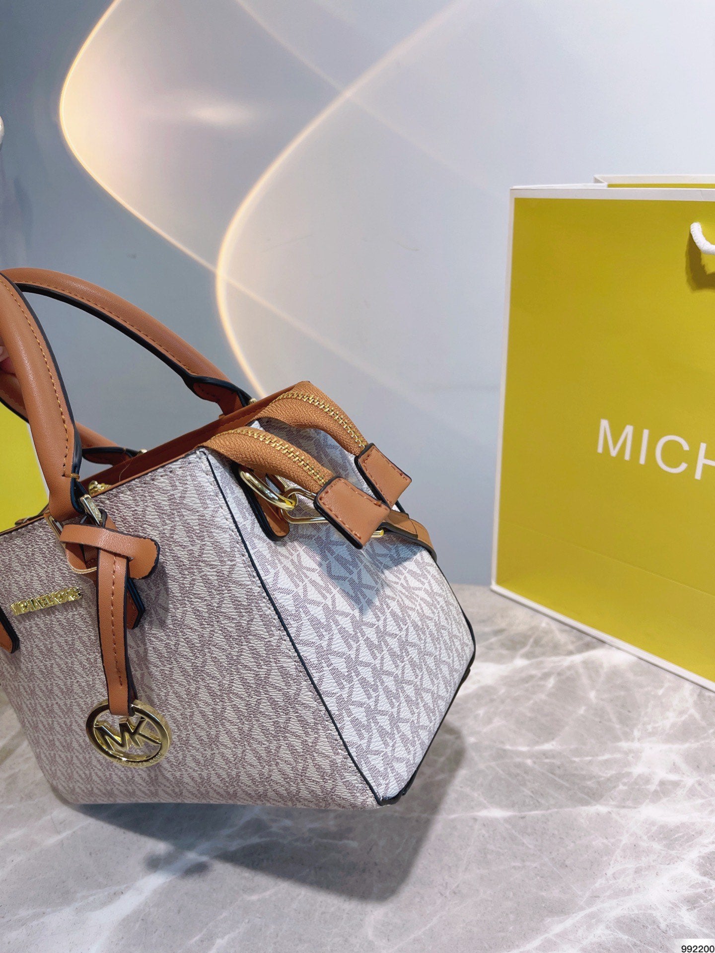 MK-BAG437