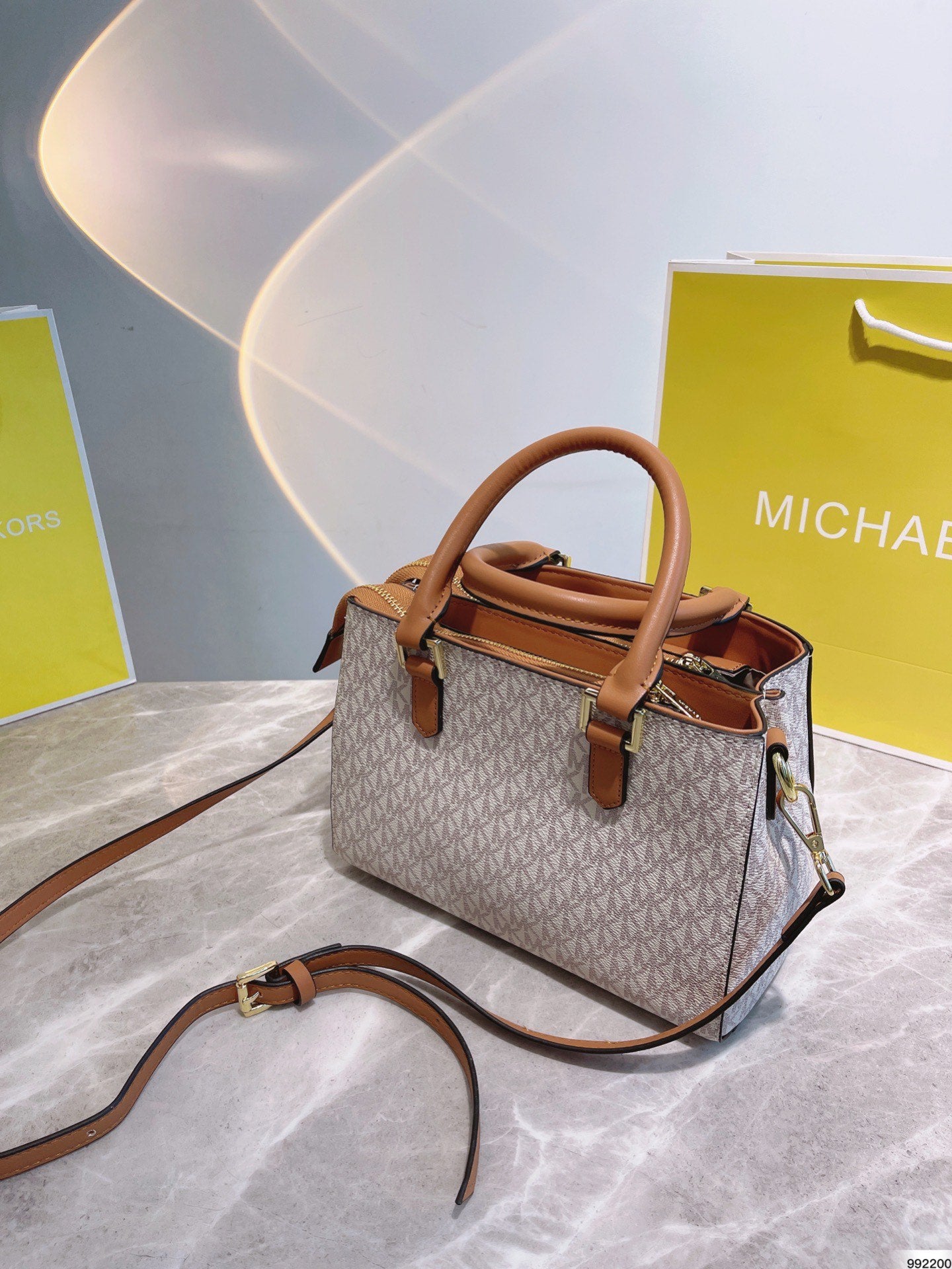 MK-BAG437