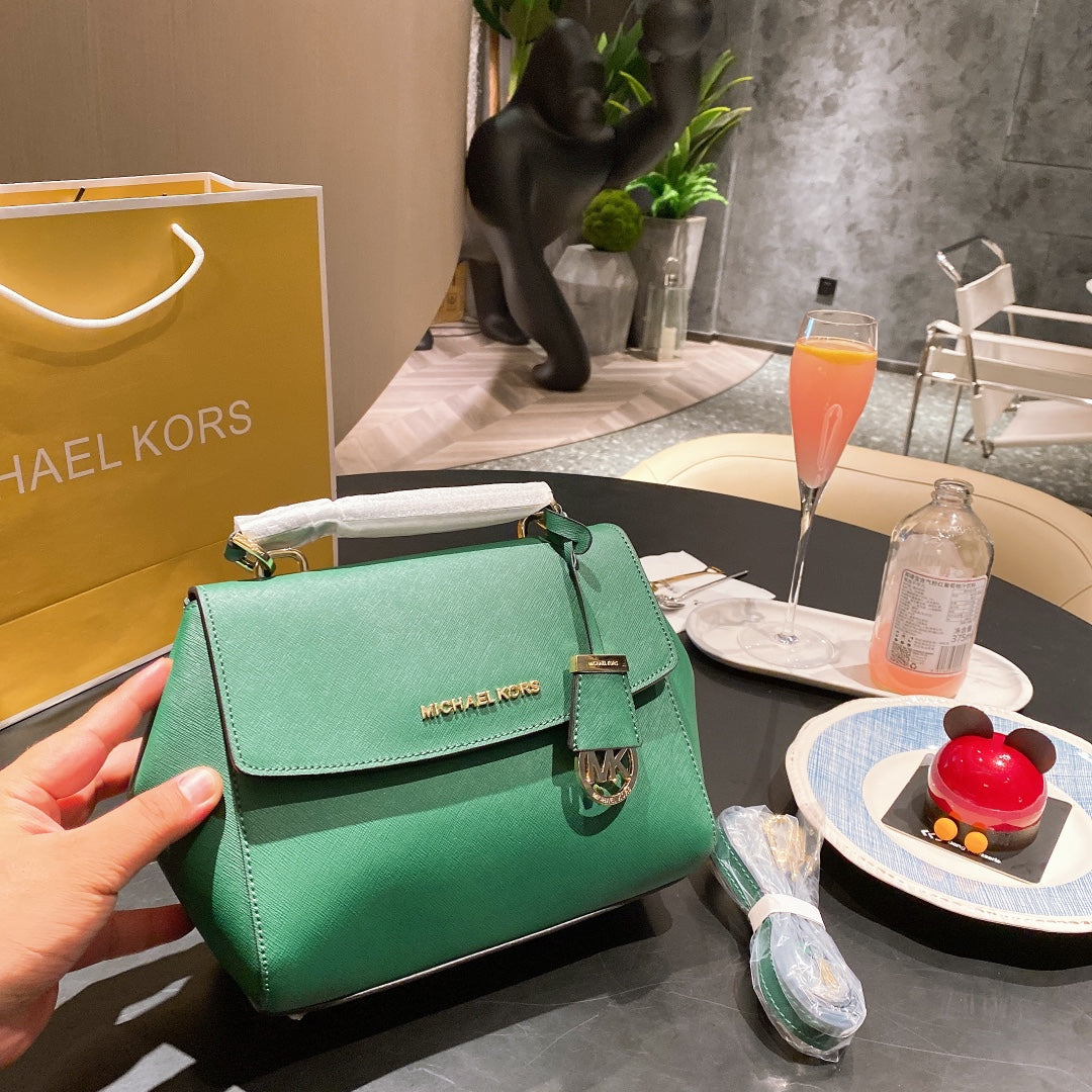 MK-BAG442