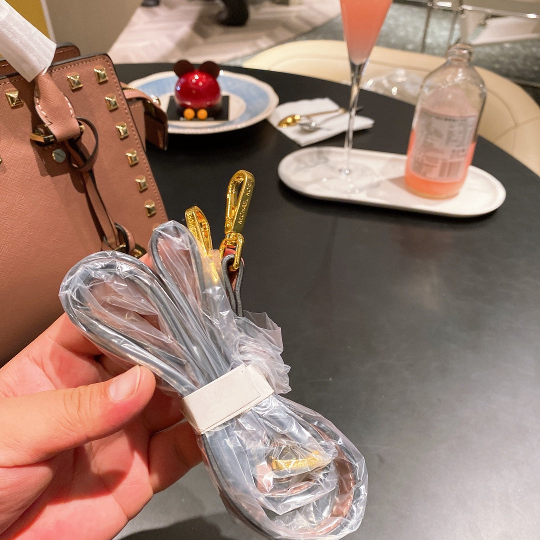 MK-BAG439