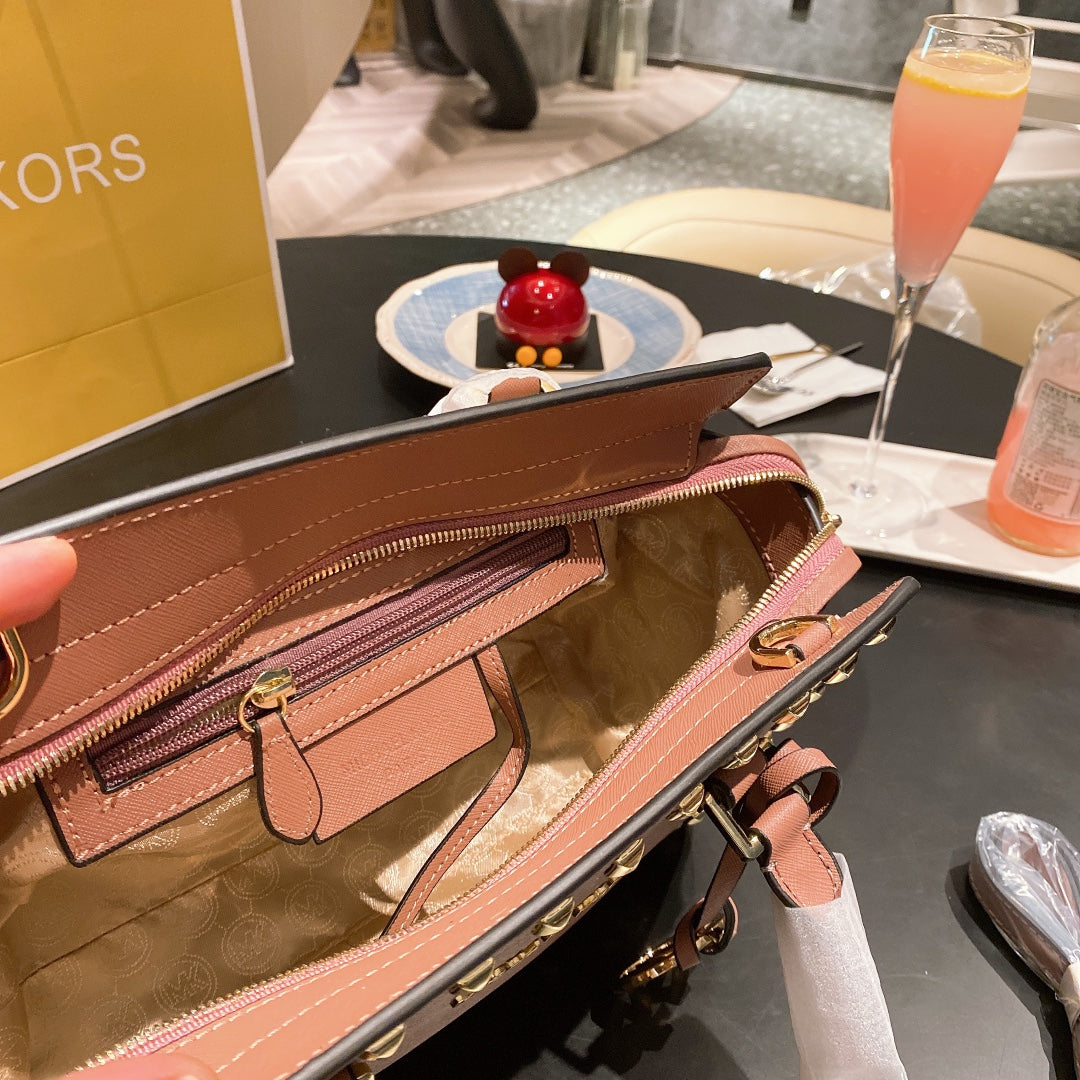 MK-BAG439
