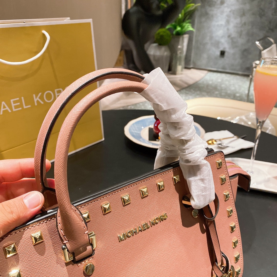 MK-BAG439