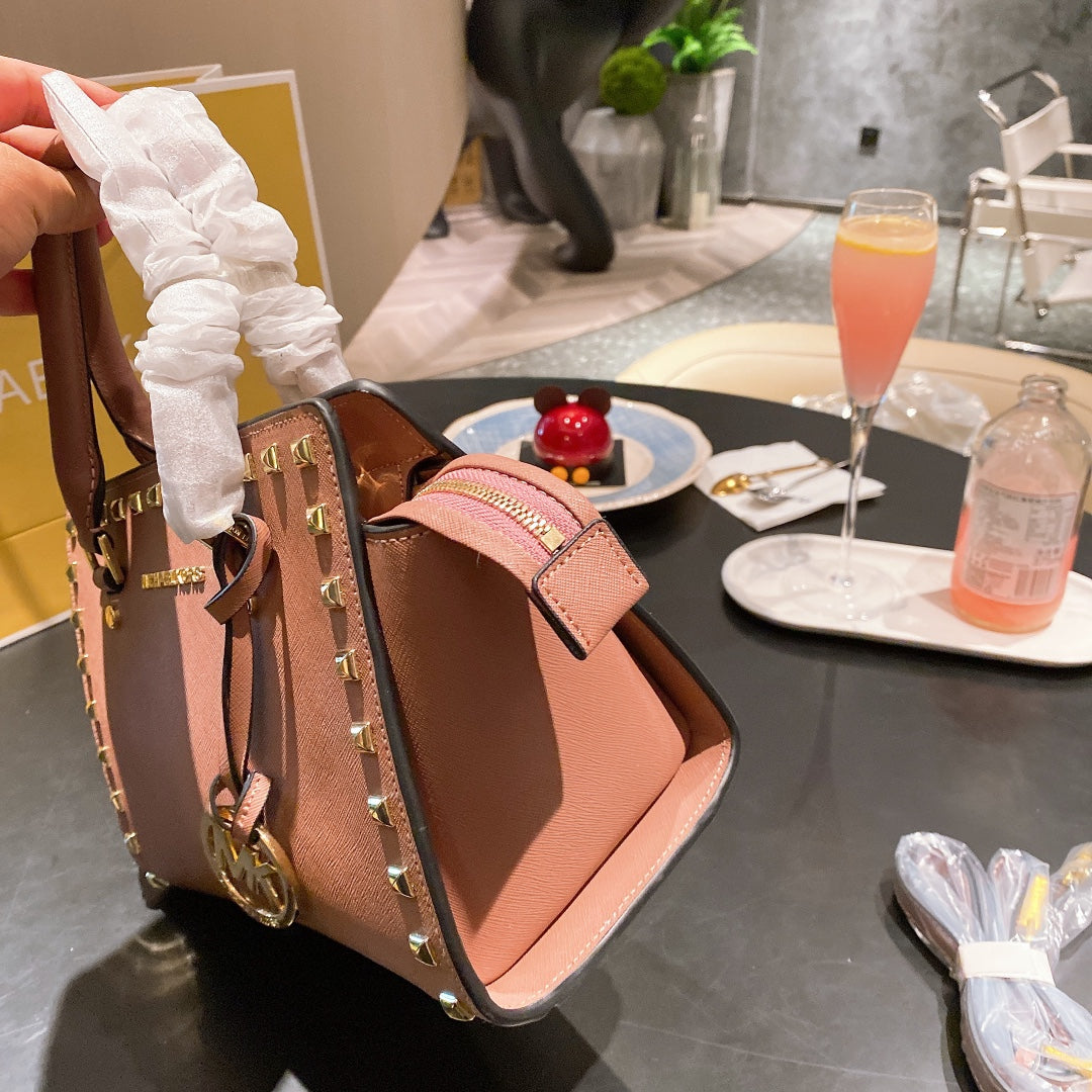 MK-BAG439