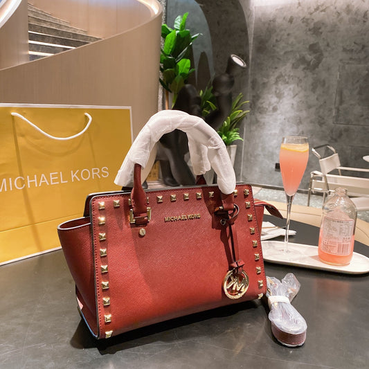 MK-BAG438