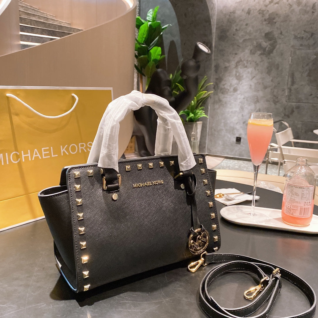 MK-BAG438