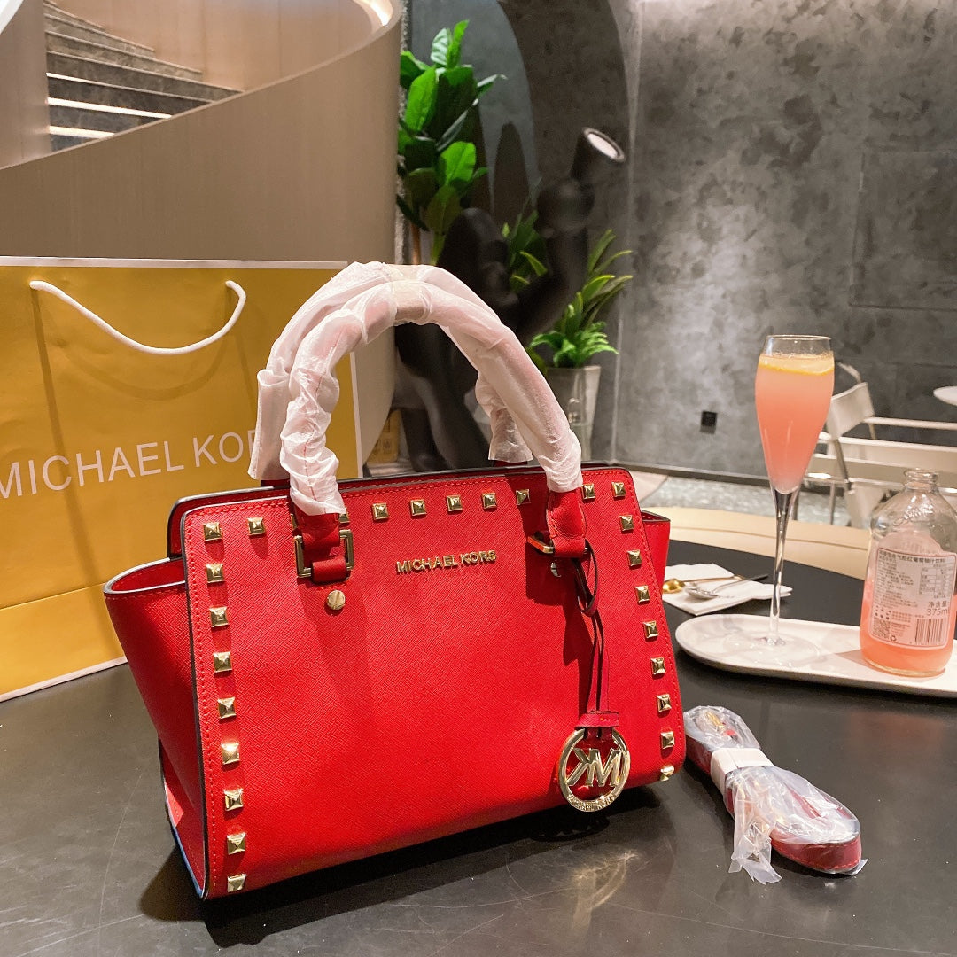 MK-BAG438