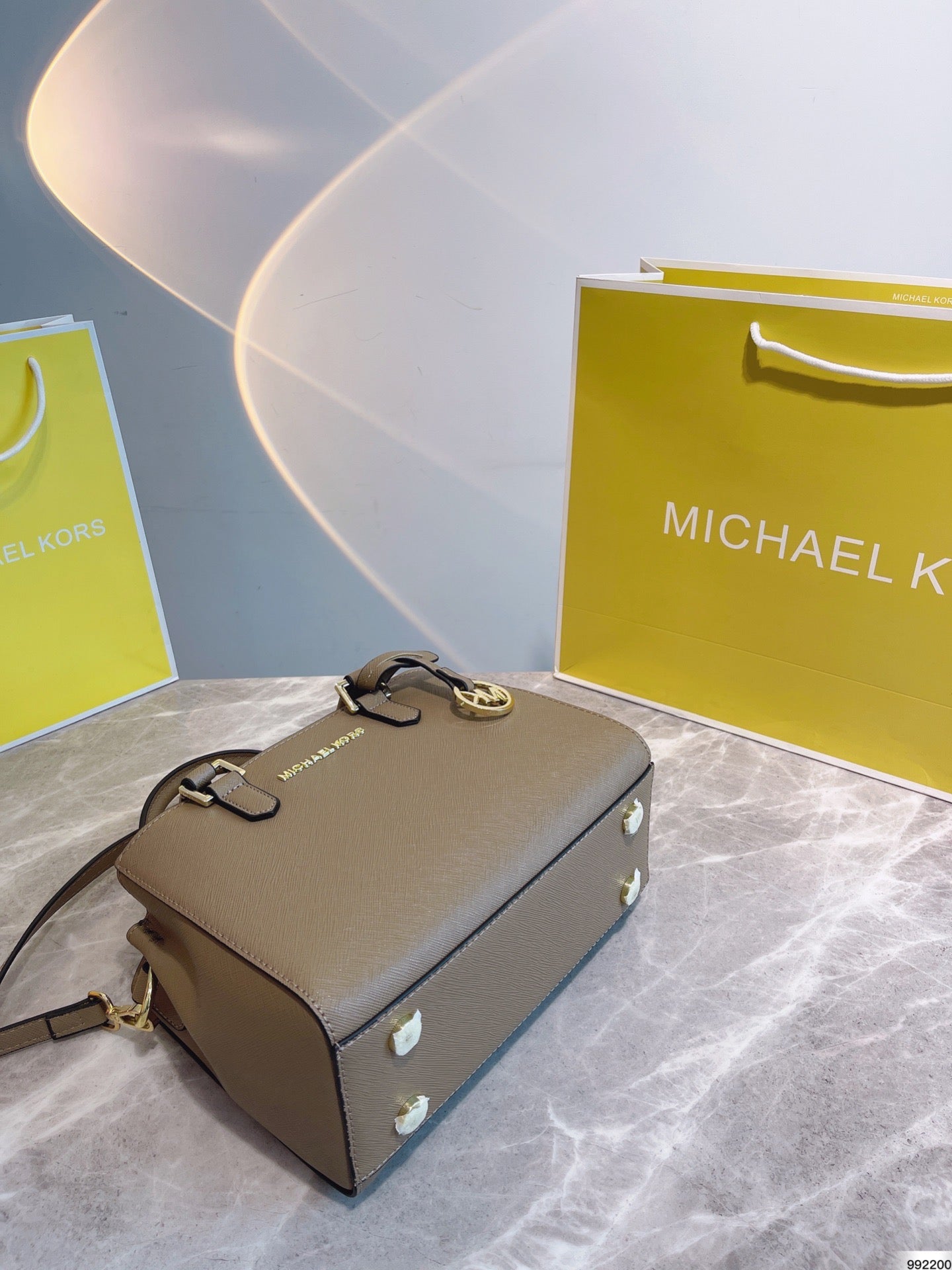 MK-BAG412