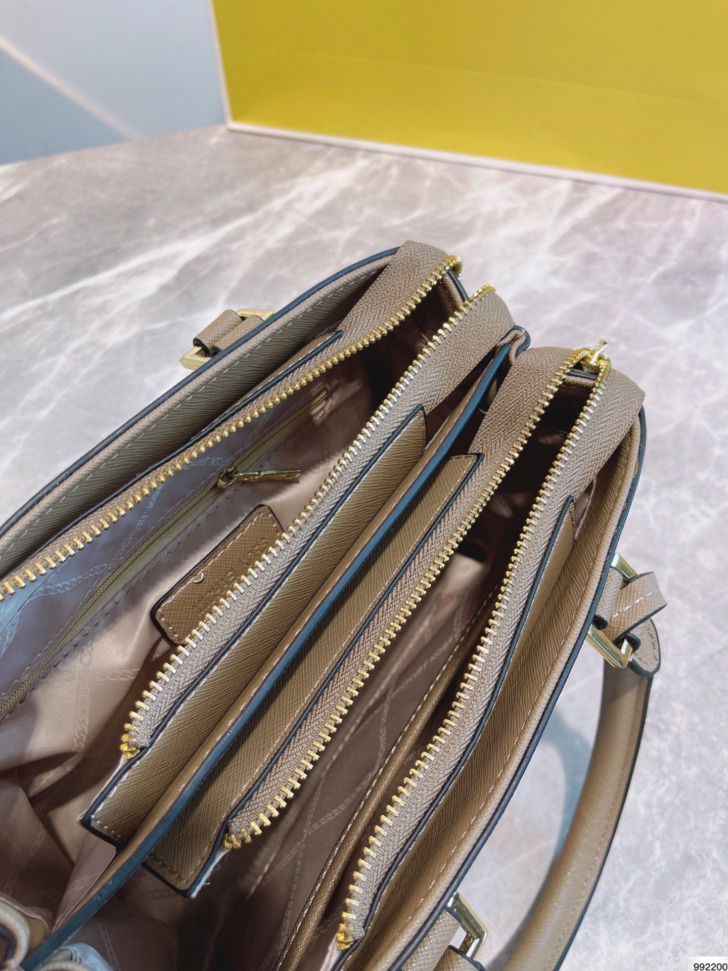 MK-BAG412