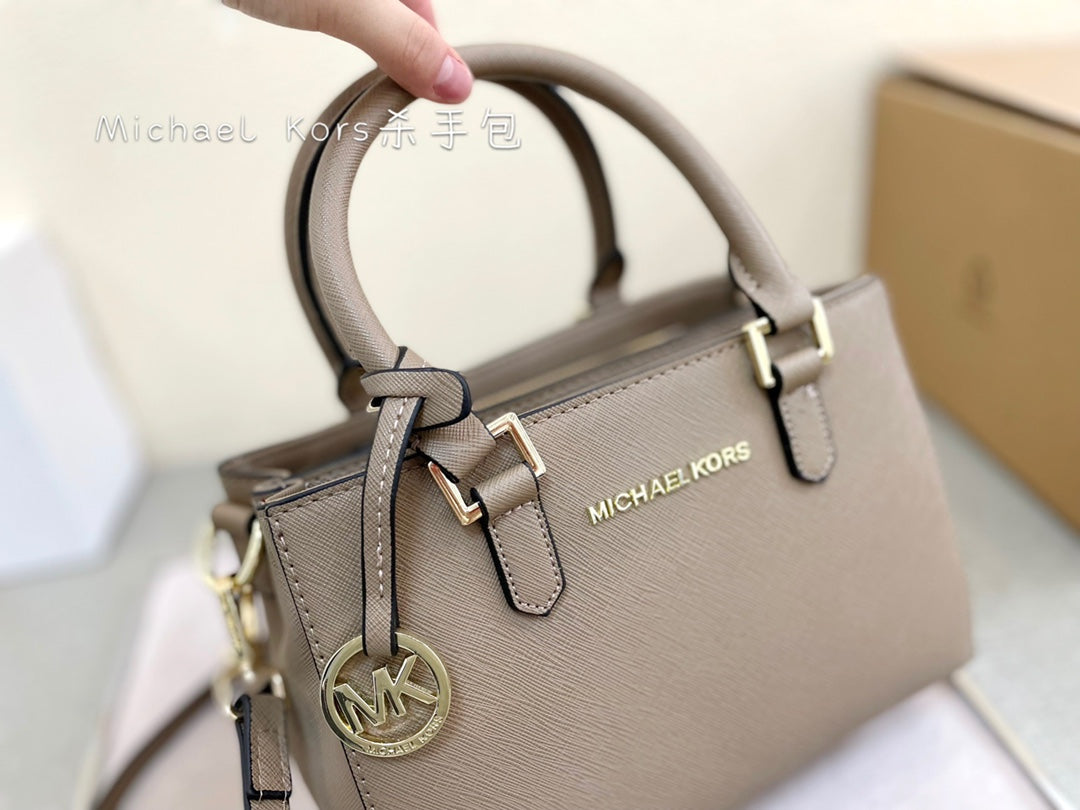 MK-BAG405