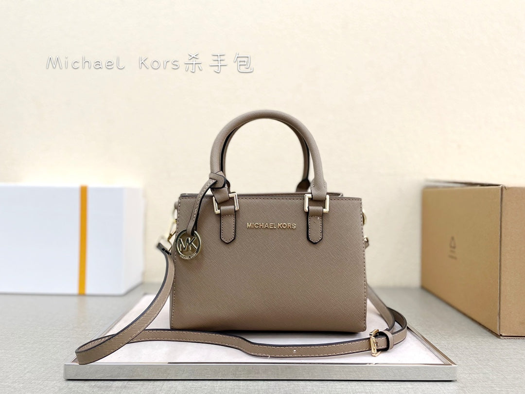MK-BAG404