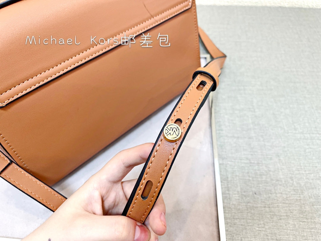 MK-BAG402