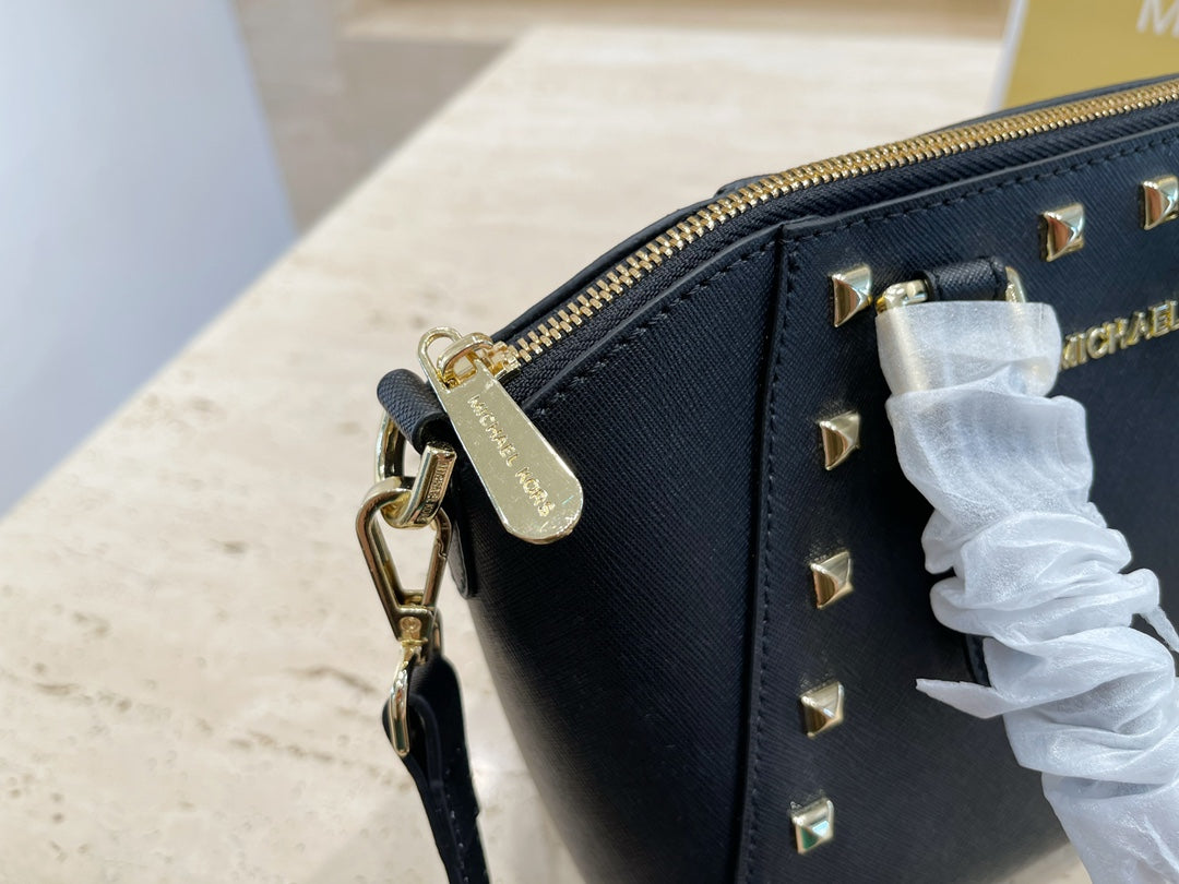 MK-BAG389